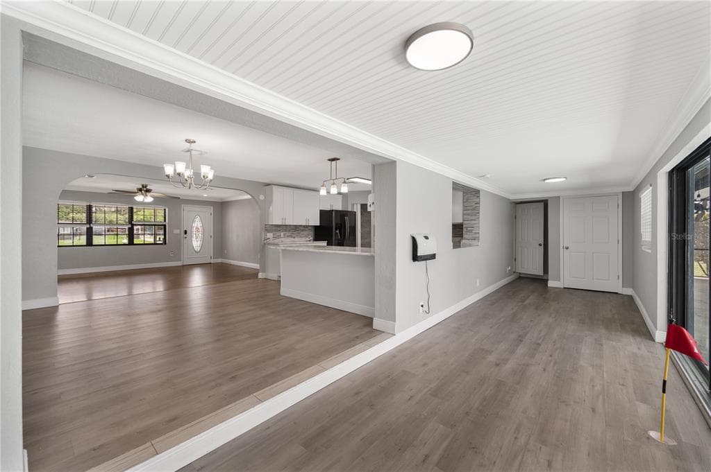 510 WINDERMERE DRIVE photo 6