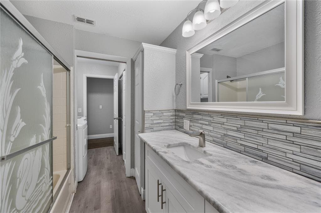 510 WINDERMERE DRIVE photo 16