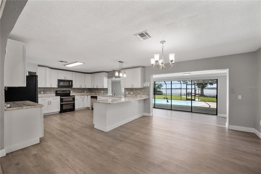 510 WINDERMERE DRIVE photo 7