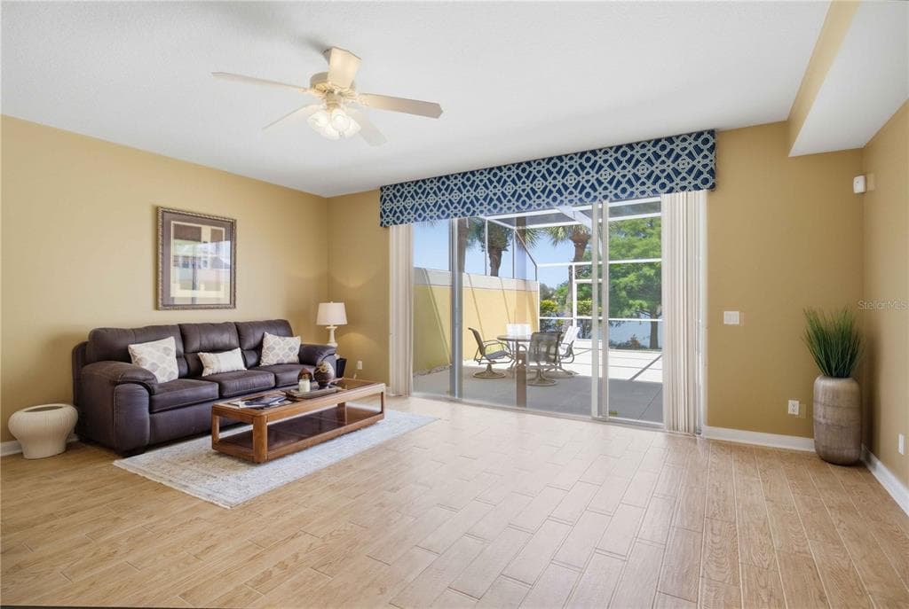 1430 BURGOS DRIVE photo 3
