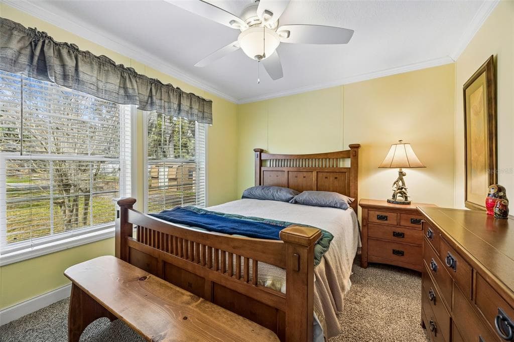 108 SANDRA LANE photo 22