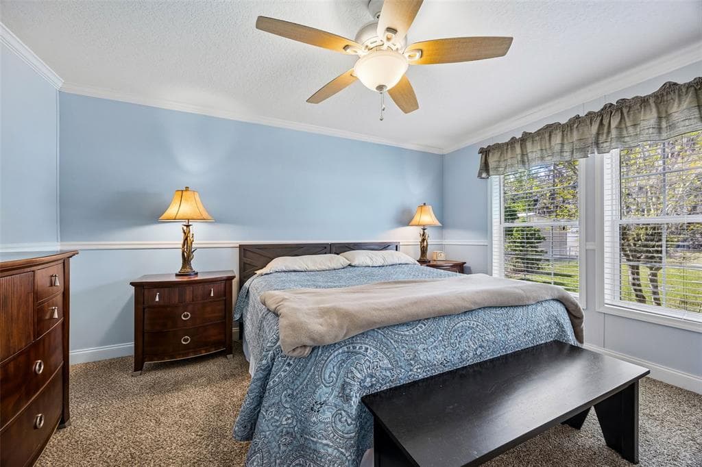 108 SANDRA LANE photo 19