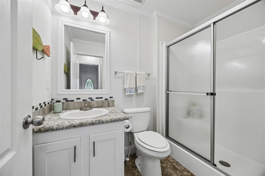 108 SANDRA LANE photo 25
