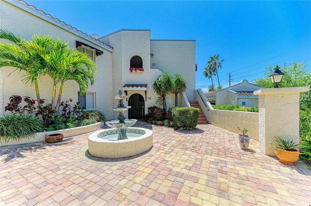 6101 34TH STREET W 3D photo 2