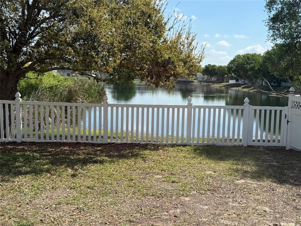 708 BRENTON LEAF DRIVE photo 16