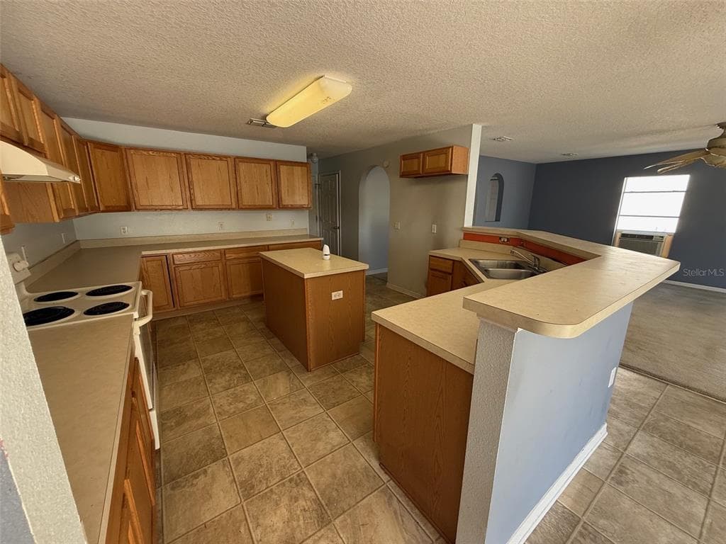 708 BRENTON LEAF DRIVE photo 5