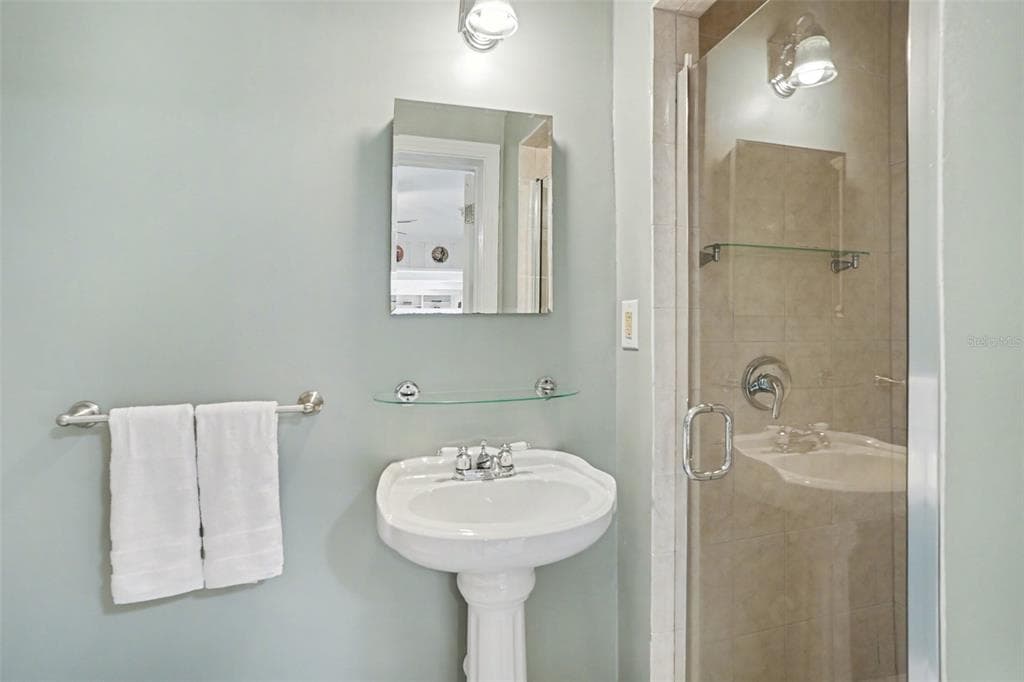 1350 ECKLES DRIVE photo 23