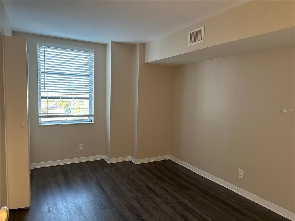 10355 PARADISE BOULEVARD 414 photo 10