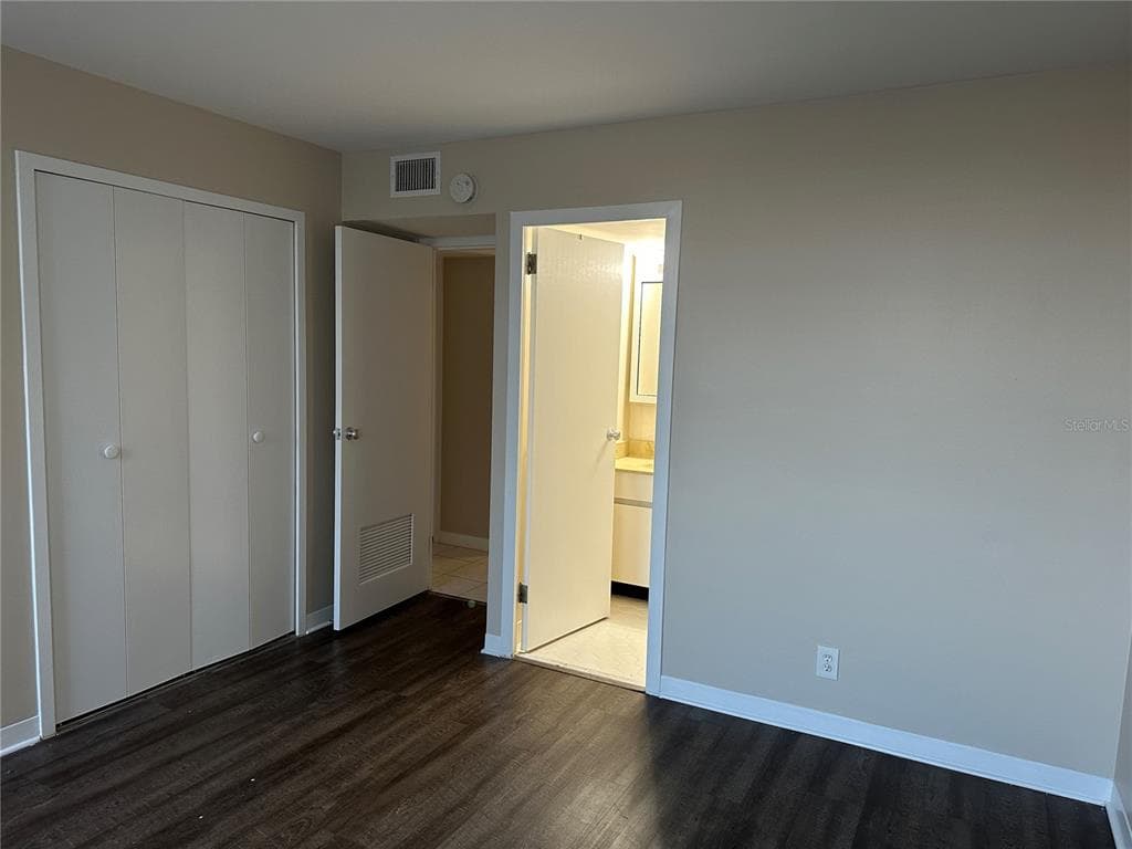10355 PARADISE BOULEVARD 414 photo 8