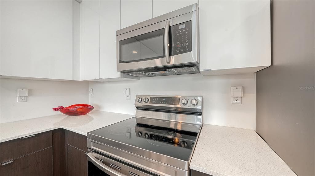 1709 N TAMIAMI TRAIL 522 photo 14