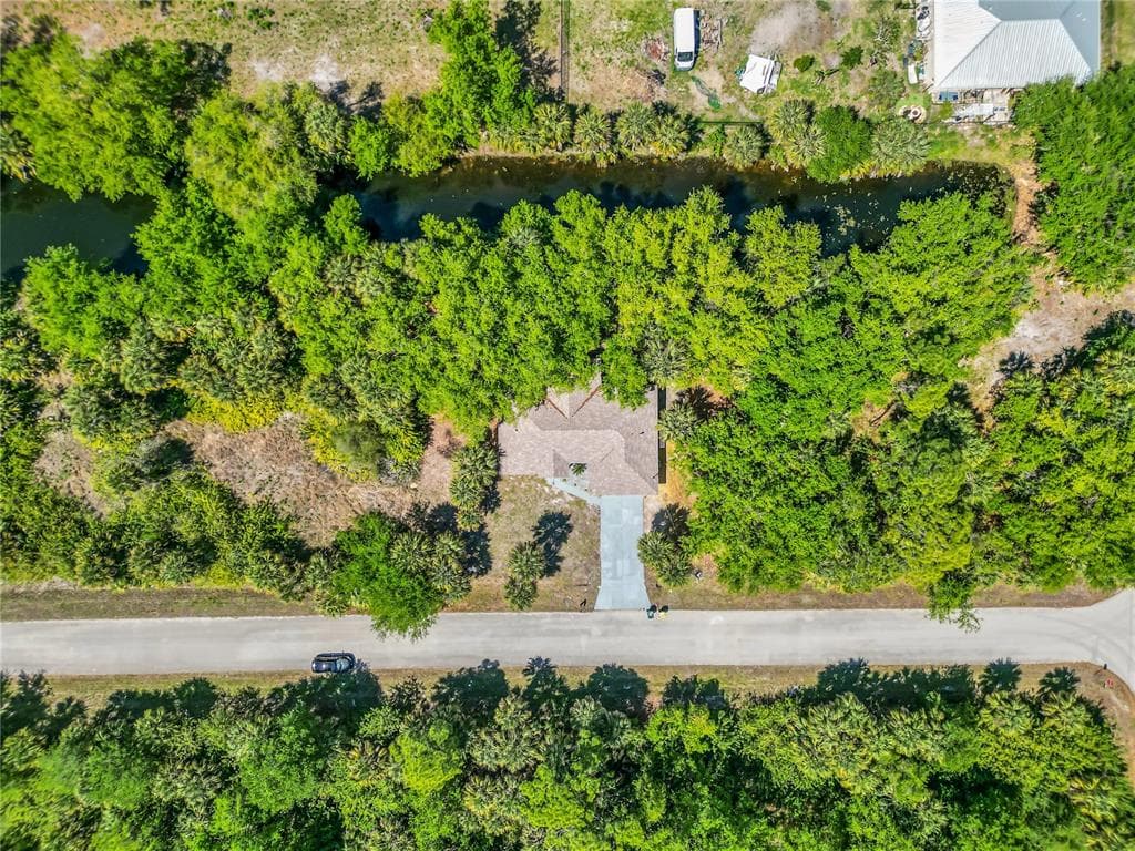 26140 HAPSBURG ROAD photo 7