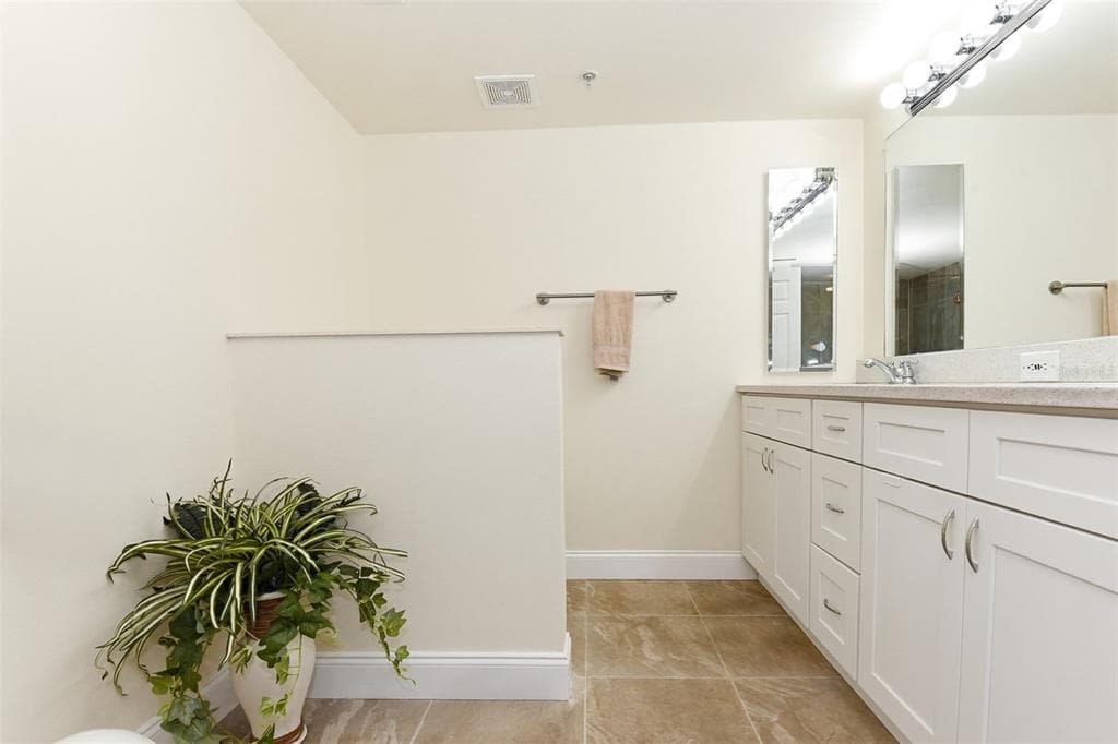 2967 S ATLANTIC AVENUE 408 photo 24