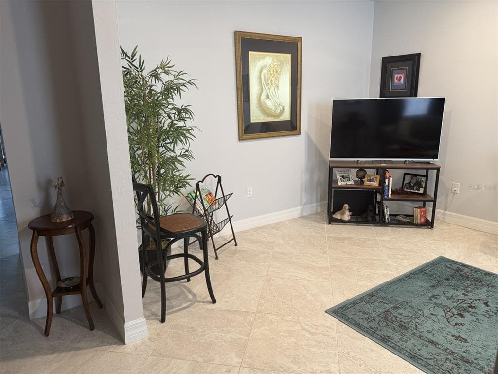 2536 MARTON OAK BOULEVARD photo 10