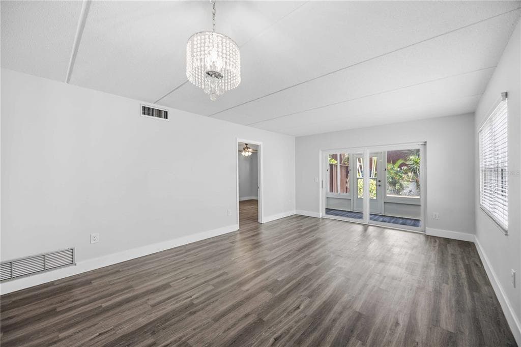 270 SANTA MARIA STREET 104 photo 14