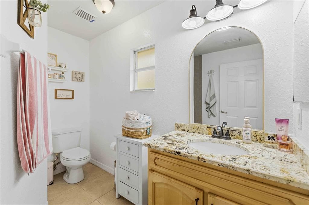 2150 LITTLEFIELD LN photo 25
