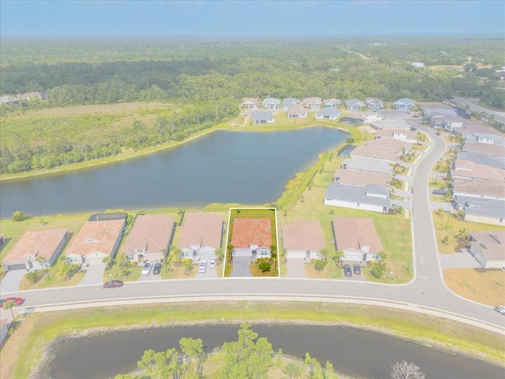 188 DAYLILY BOULEVARD photo 2