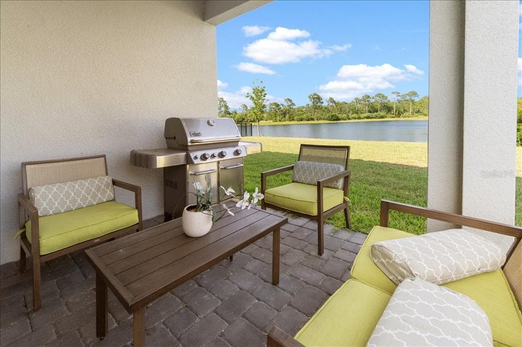 188 DAYLILY BOULEVARD photo 11