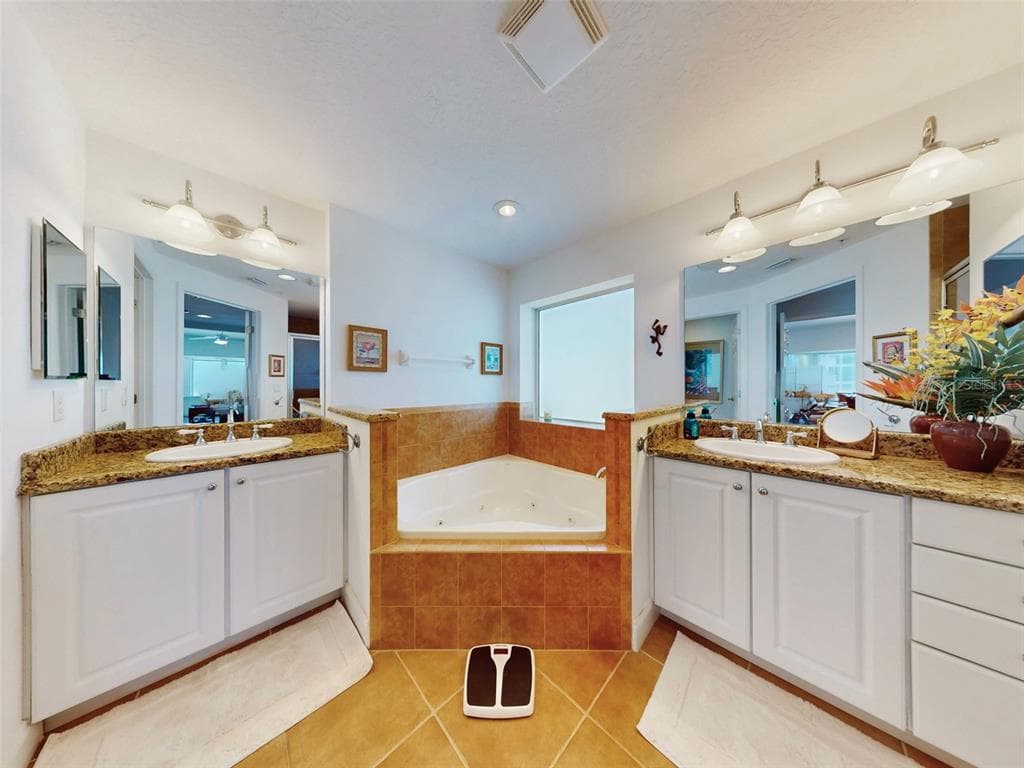701 N ATLANTIC AVENUE 401 photo 11