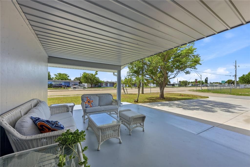 21298 MIDWAY BOULEVARD photo 3