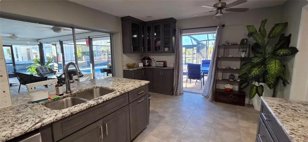 212 BAHIA VISTA DRIVE photo 9