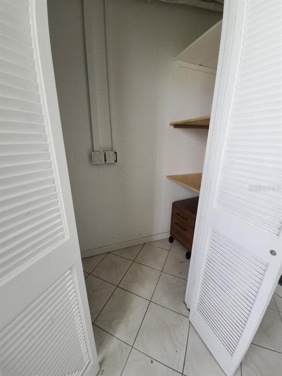 1819 SHORE DRIVE S 217 photo 4