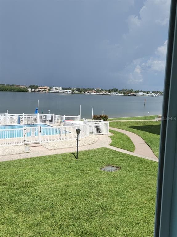 1819 SHORE DRIVE S 217 photo 8
