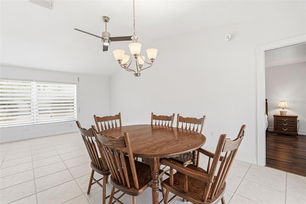 15184 ALDAMA CIRCLE photo 6