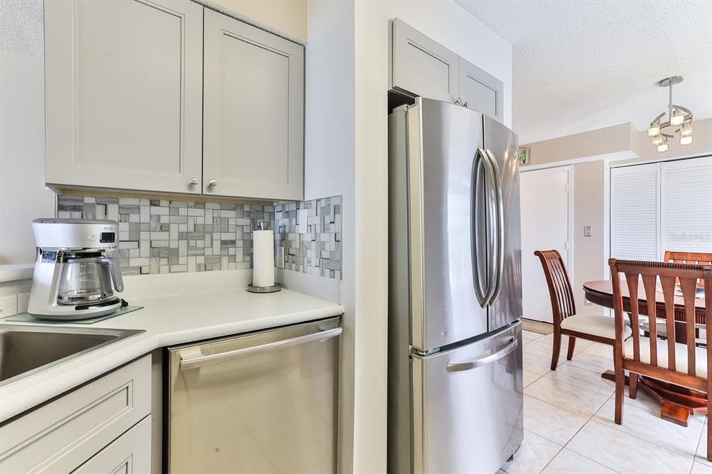 1183 OCEAN SHORE BOULEVARD 505 photo 20