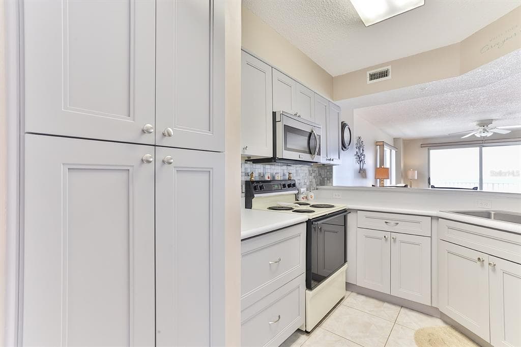 1183 OCEAN SHORE BOULEVARD 505 photo 19