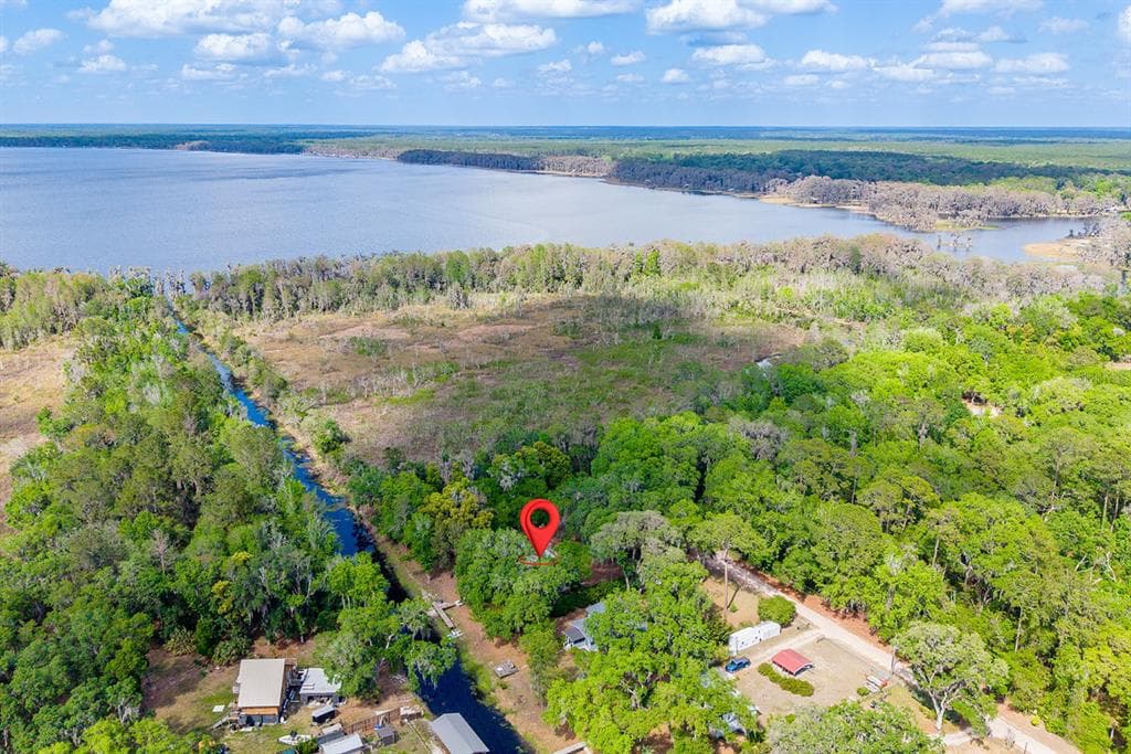 6308 ISLAND ROAD photo 23