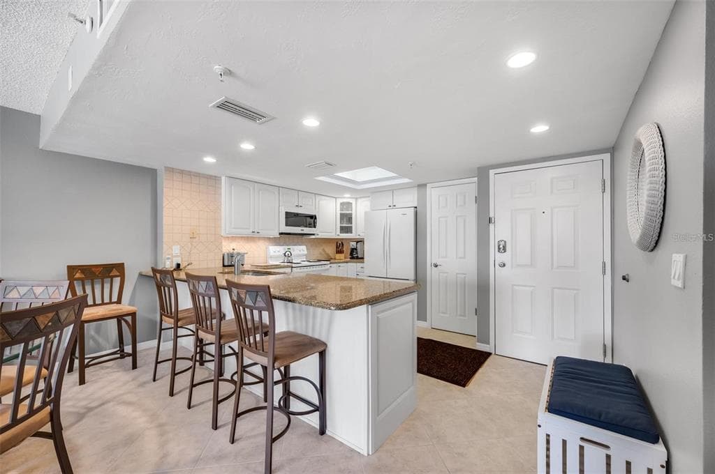 12924 GULF BOULEVARD 510 photo 22