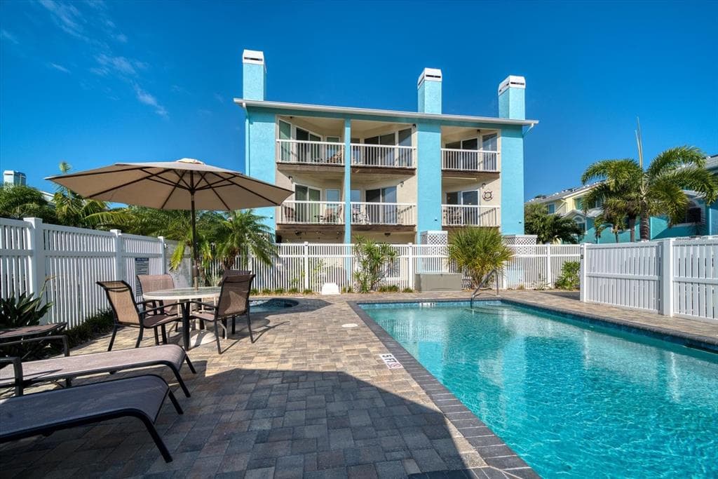 124 MARCDALE BOULEVARD photo 24