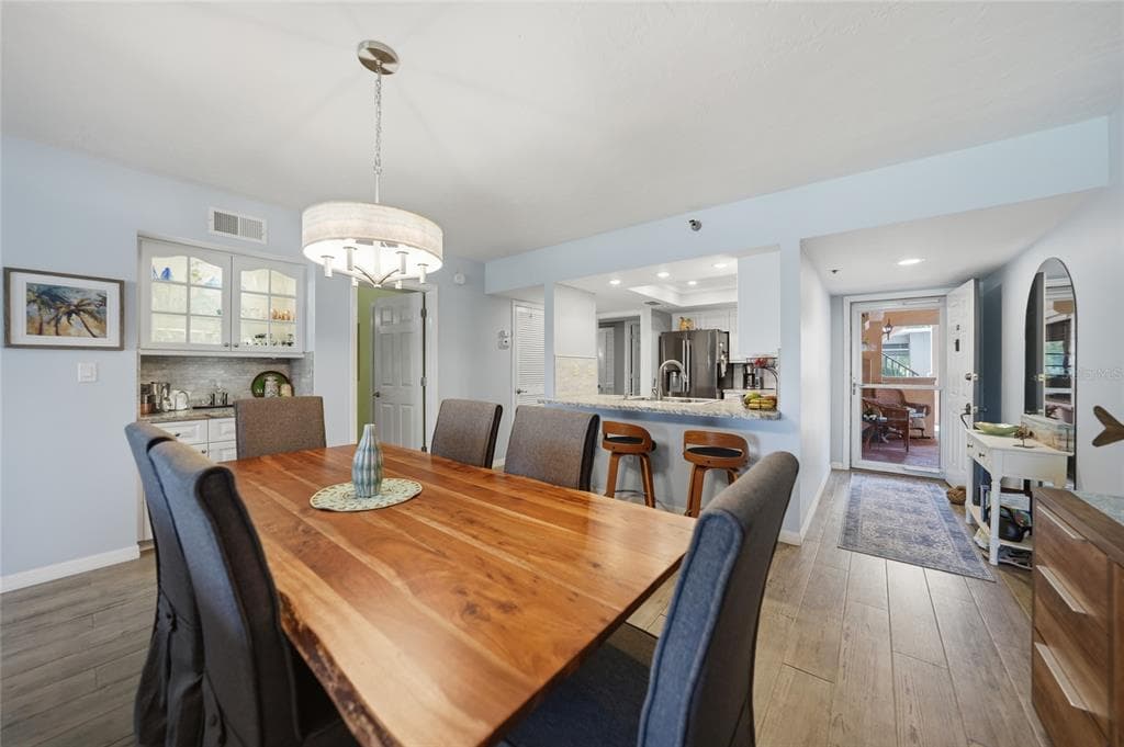 23465 HARBORVIEW ROAD 616 photo 5