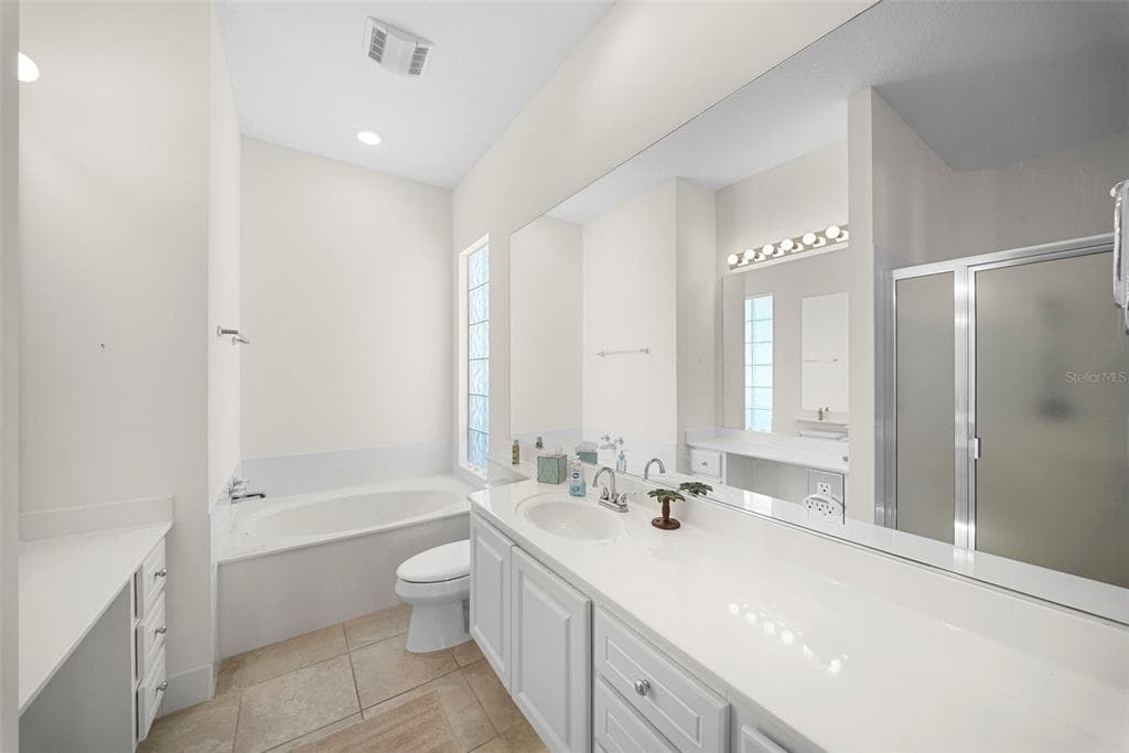 7687 ULIVA WAY photo 17