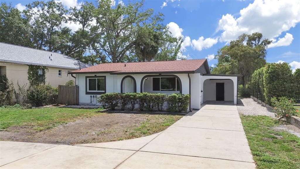 8914 MEMORIAL HIGHWAY photo 1