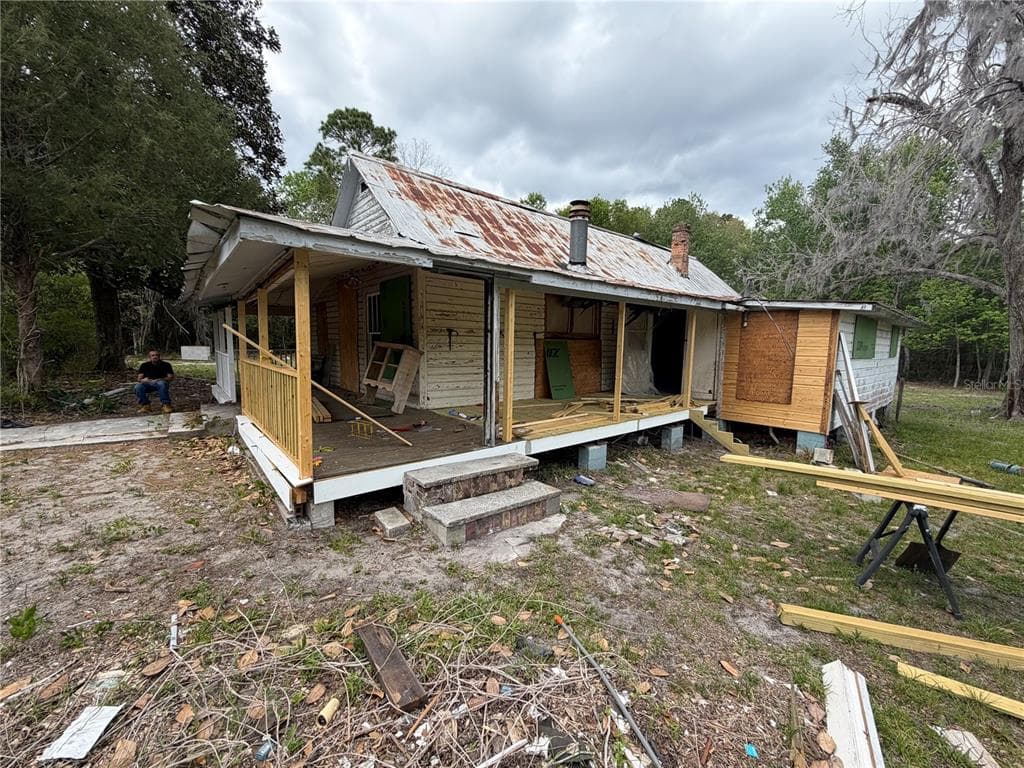 10033 SW COUNTY ROAD 225 photo 2