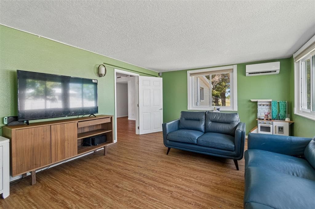 1130 SWEENEY DRIVE photo 12