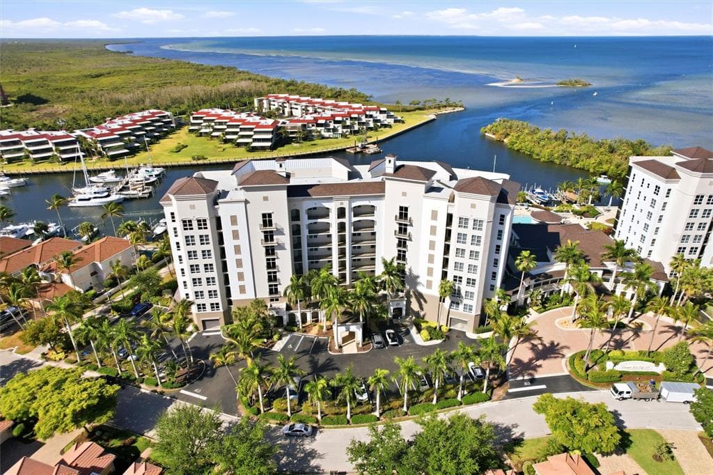 3313 SUNSET KEY CIRCLE 105 photo 2
