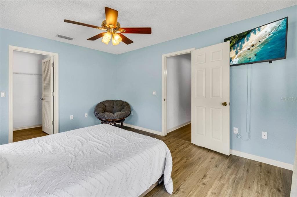 4329 ANDRES STREET photo 24