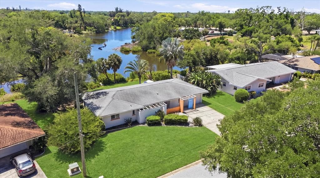 2940 BOUGAINVILLEA STREET photo 4