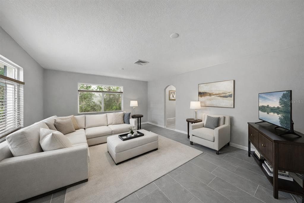 906 SAGO PALM WAY photo 6