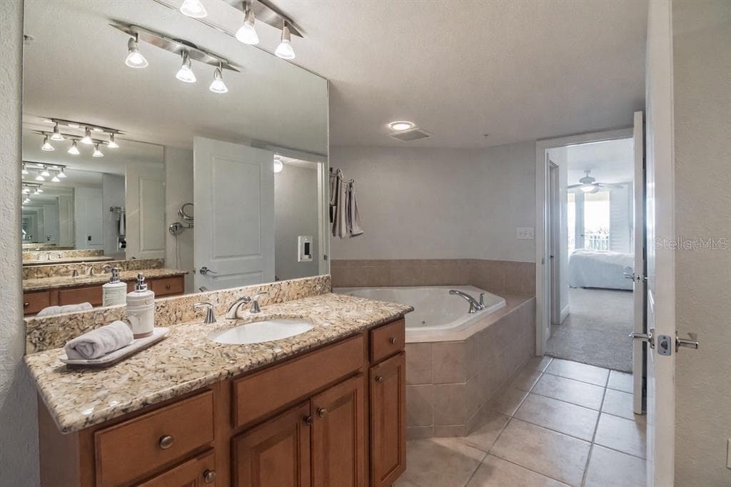 5353 GULF BOULEVARD A404 photo 18