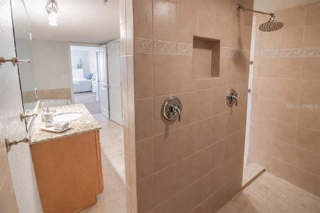 5353 GULF BOULEVARD A404 photo 19