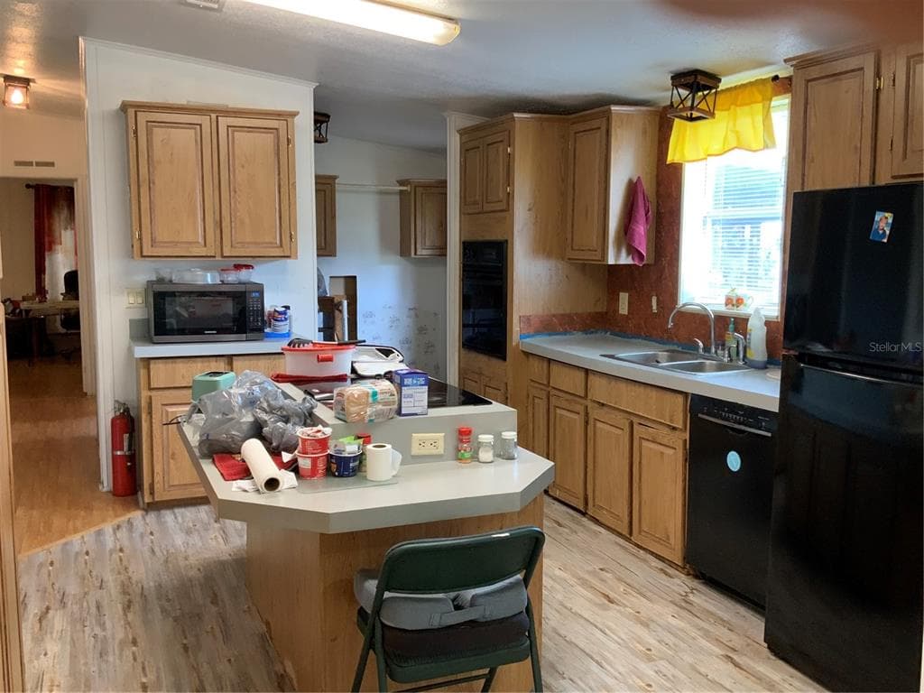 1639 BASS AVENUE photo 4