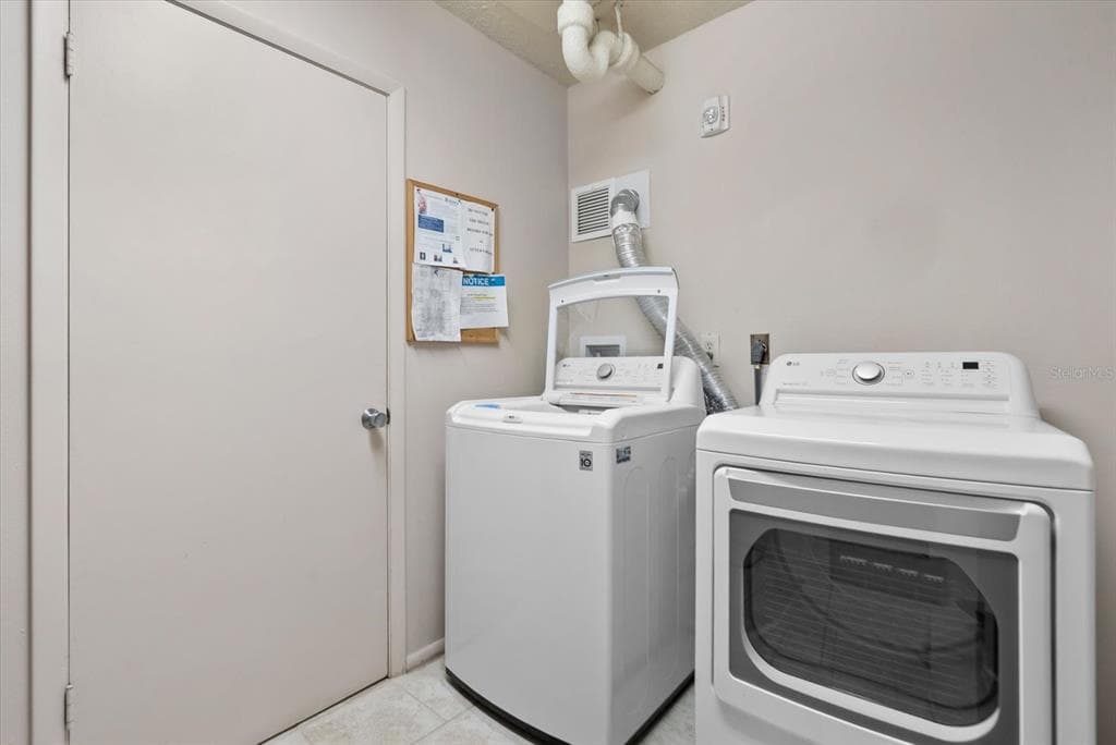 4822 OCEAN BOULEVARD 11E photo 22