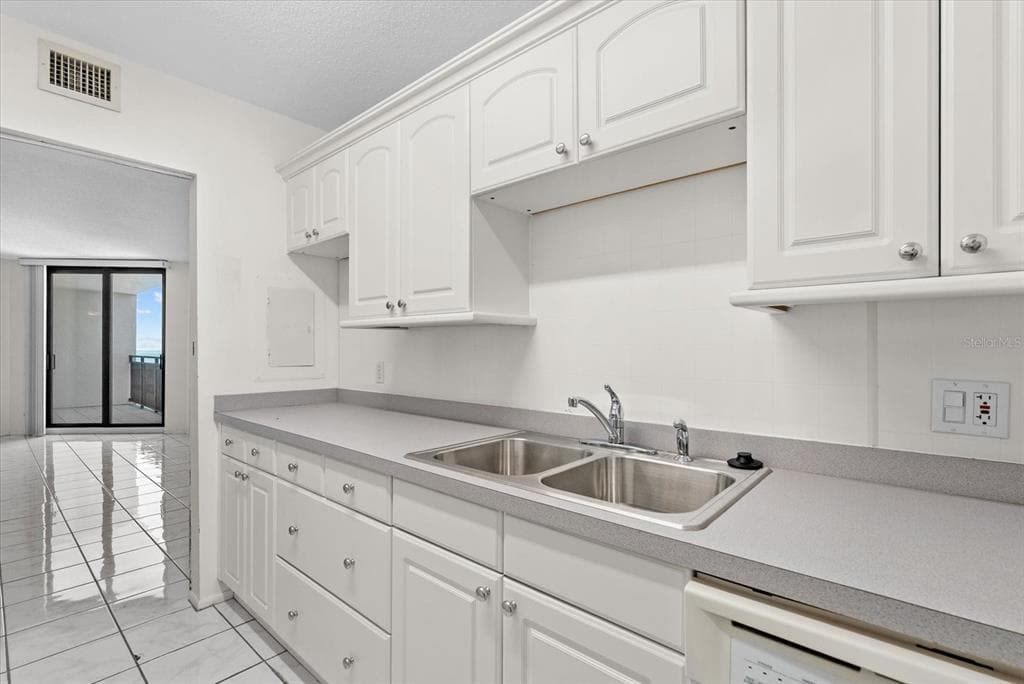 4822 OCEAN BOULEVARD 11E photo 15