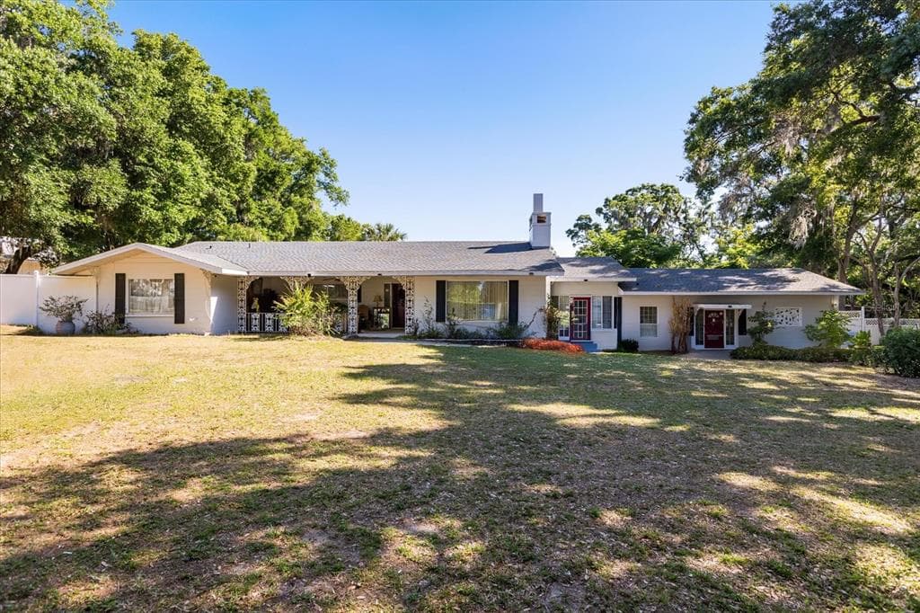 1505 E CROOKED LAKE DRIVE photo 3