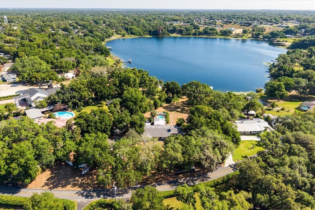 1505 E CROOKED LAKE DRIVE photo 19