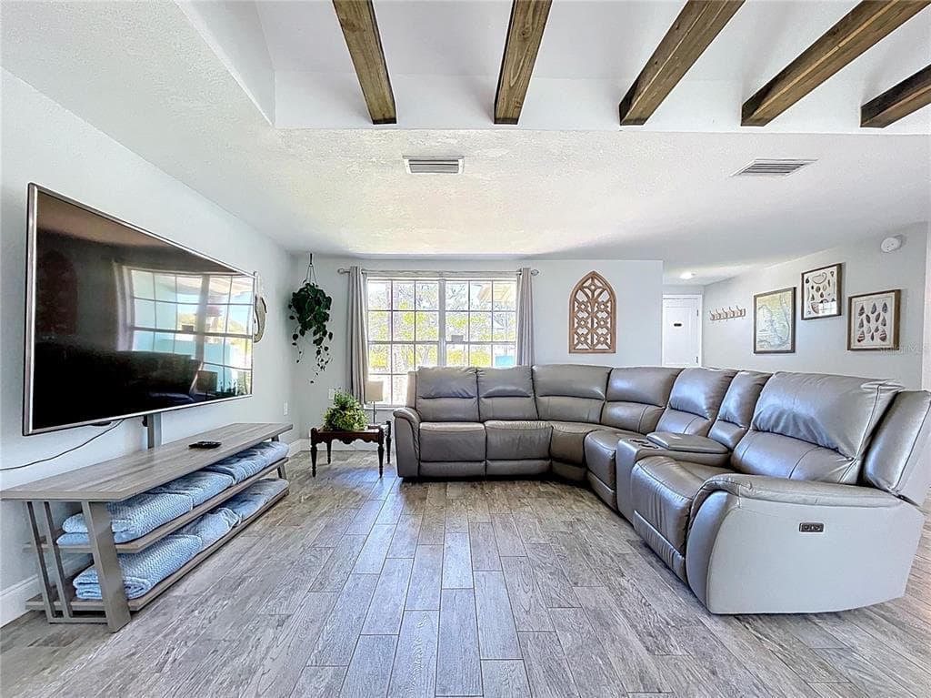 4930 BAY PARK DRIVE photo 8