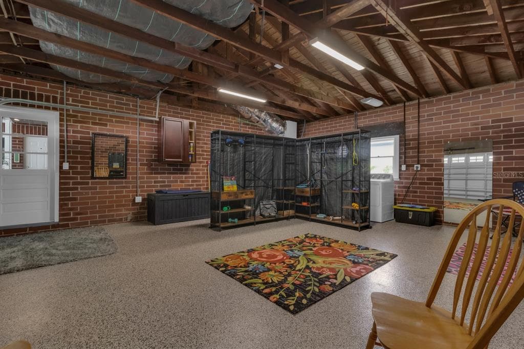1322 RIVERSIDE DRIVE photo 17